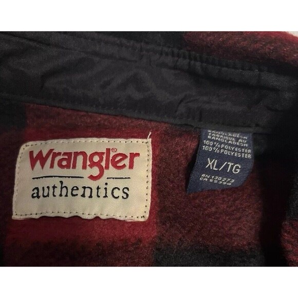 Wrangler Button Up Shirt Mens XL Buffalo Plaid Fleece Red Flannel Jacket - Picture 3 of 4
